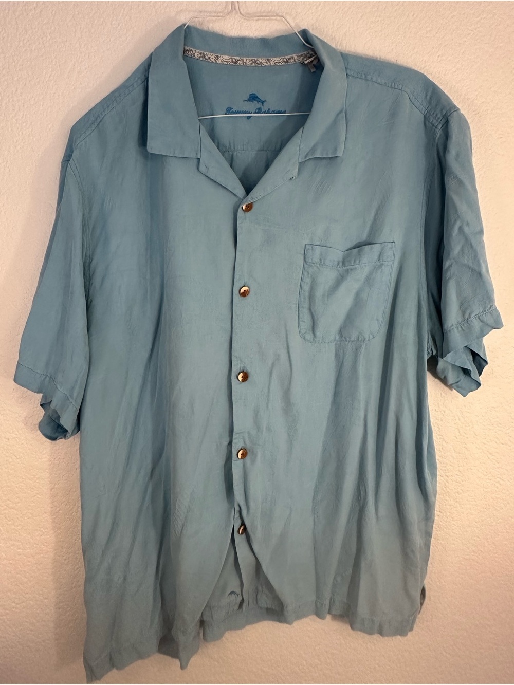 Tommy Bahama Shirt Men’s XXL Light Blue 100% Silk Short Sleeve Camp Hawaiian